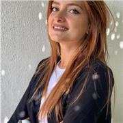 Insegnante madrelingua ITALIANA e FRANCESE, offre lezioni private.
Possibilità lezioni online